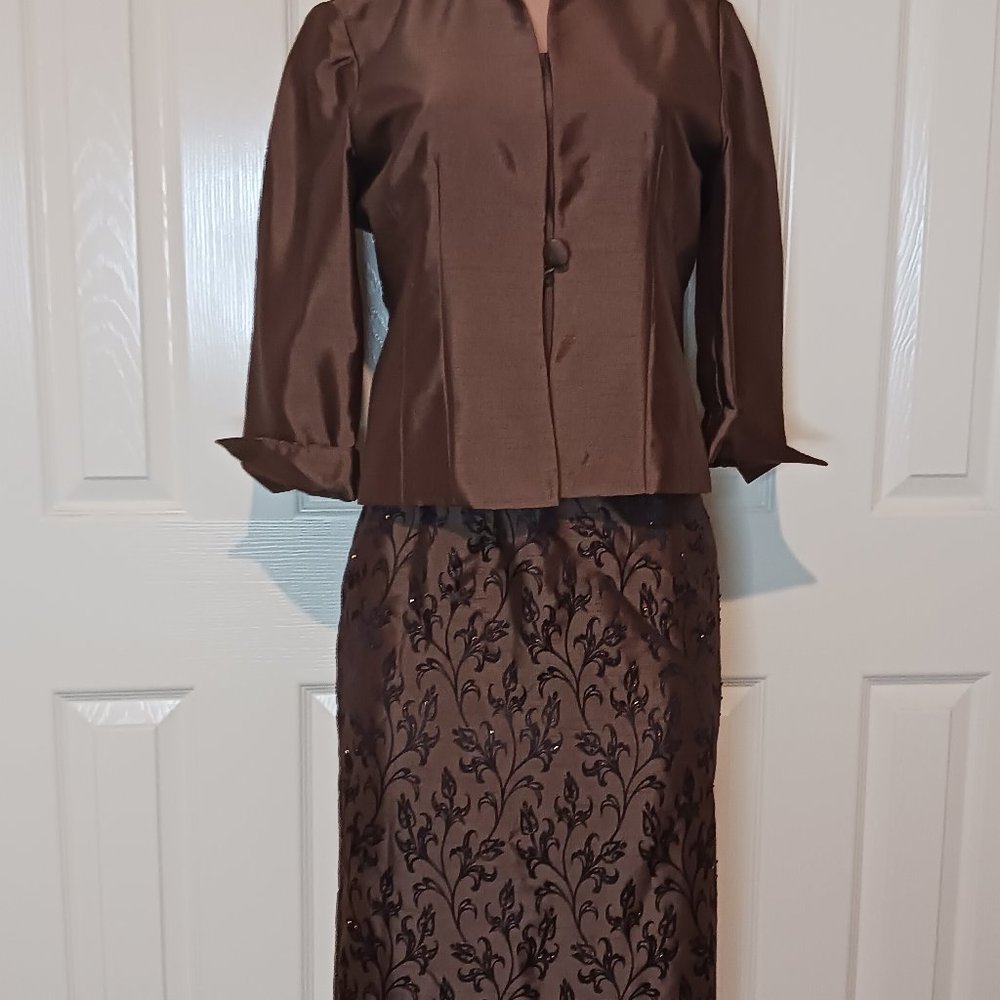 Jessica Howard Special Occasion Suit Size 6